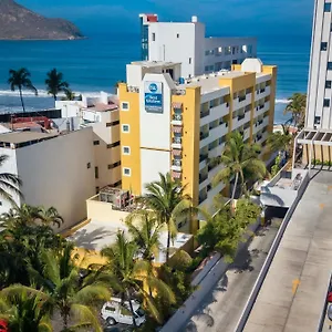 Western Freeman Zona Dorada Mazatlan