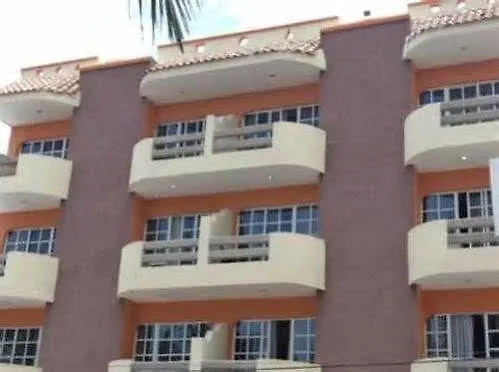 Hotel El Sombrero Suites Mazatlan 2*,